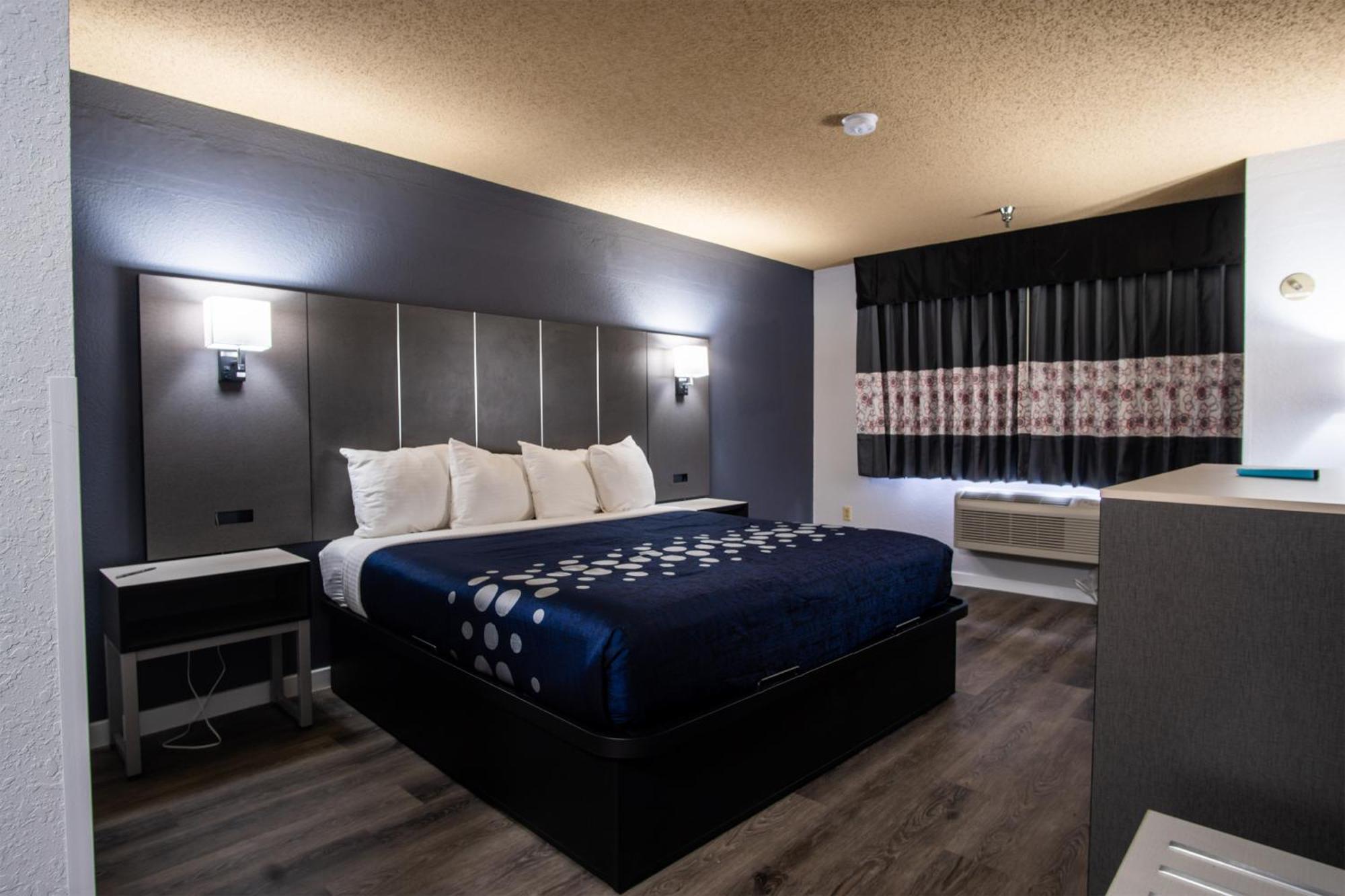 Coratel Inn And Suites By Jasper Eagan St Paul Airport & Mall Of America 外观 照片